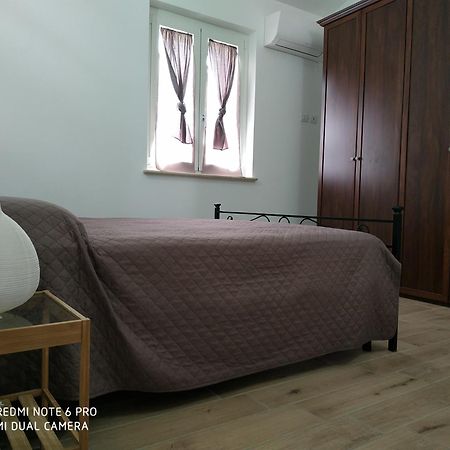 Agriturismo " Le Serre" 스펠로 객실 사진