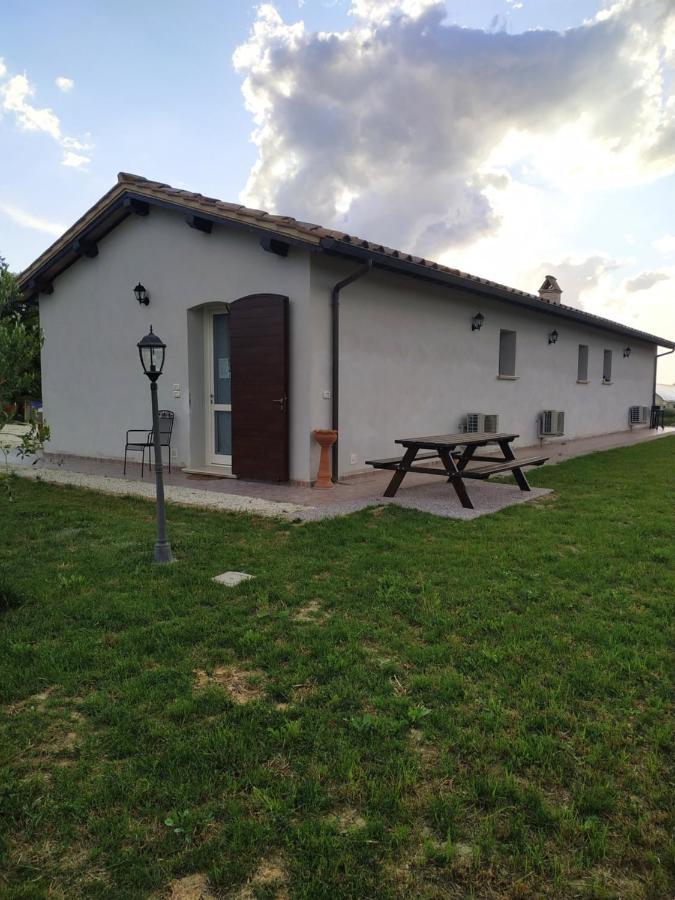 Agriturismo " Le Serre" 스펠로 외부 사진